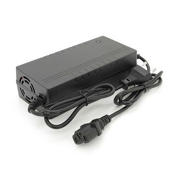 Зарядний пристрій акумуляторів Li-ion 16.8V, 5A, роз'єм Triangle plug, LED-індикація DRQ-LIO-010845 фото
