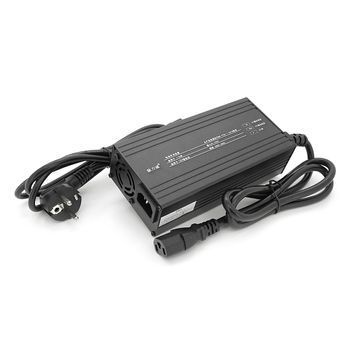 Зарядний пристрій для акумуляторів Li-ion 12V(12,6V), 3S, 15A, штекер Triangle plug DRQ-LIO-464571 фото
