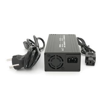 Зарядний пристрій для акумуляторів Li-ion 24V(29,4V), 7S, 10A, LED-індикація DRQ-LIO-334098 фото
